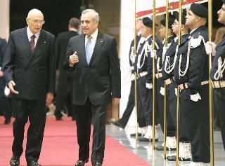 Il Presidente Giorgio Napolitano accolto al Palazzo Presidenziale di Baabda dal Presidente della Repubblica Libanese, Michel Sleiman