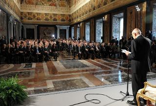 Il Presidente Giorgio Napolitano nel corso della cerimonia di consegna delle insegne dell'OMI