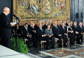 Il Presidente Giorgio Napolitano nel corso della cerimonia di consegna delle insegne di Cavaliere dell'Ordine &quot;Al Merito del Lavoro&quot;