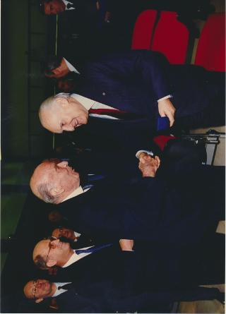 Intervento del Presidente della Repubblica, in forma privata, alla cerimonia di conferimento della laurea "honoris causa" all'Ing. Sergio Pininfarina ed al Prof. James M. Buchanan