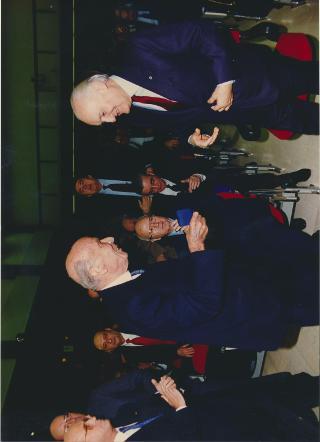 Intervento del Presidente della Repubblica, in forma privata, alla cerimonia di conferimento della laurea "honoris causa" all'Ing. Sergio Pininfarina ed al Prof. James M. Buchanan