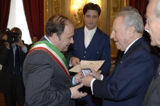 Cerimonia di consegna delle Medaglie d'Oro al Merito Civile ai Comuni colpiti dal terremoto del 1980