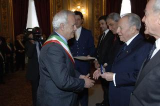 Cerimonia di consegna delle Medaglie d'Oro al Merito Civile ai Comuni colpiti dal terremoto del 1980