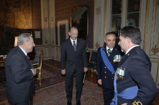 Il Presidente della Repubblica incontra il Capitano di Vascello Franco Cisternino e il Contrammiraglio Roberto Oronzo Frascaro, rispettivamente Direttore dell'Ufficio di Segreteria del Consiglio supremo di difesa uscente ed entrante