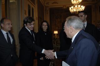 Il Presidente della Repubblica riceve Paolo Terribile, Presidente del Club dei Distretti Italiani, con una delegazione dell'Associazione: per presentare la "Guida ai Distretti Italiani 2005-2006"