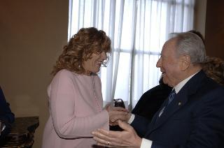 Incontro del Presidente della Repubblica con le donne insignite di onorificenze OMRI, distintesi nella cultura, nella scienza e nel sociale, in occasione della "Festa della Donna 2006"