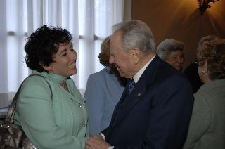 Incontro del Presidente della Repubblica con le donne insignite di onorificenze OMRI, distintesi nella cultura, nella scienza e nel sociale, in occasione della "Festa della Donna 2006"
