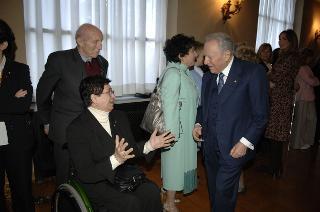 Incontro del Presidente della Repubblica con le donne insignite di onorificenze OMRI, distintesi nella cultura, nella scienza e nel sociale, in occasione della "Festa della Donna 2006"