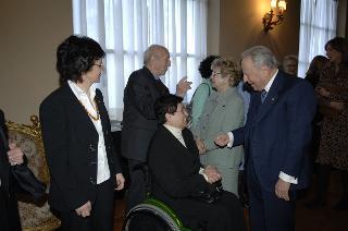 Incontro del Presidente della Repubblica con le donne insignite di onorificenze OMRI, distintesi nella cultura, nella scienza e nel sociale, in occasione della "Festa della Donna 2006"