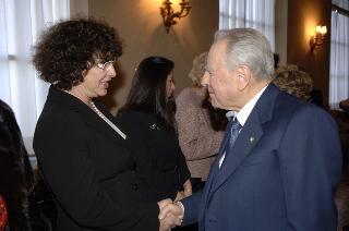 Incontro del Presidente della Repubblica con le donne insignite di onorificenze OMRI, distintesi nella cultura, nella scienza e nel sociale, in occasione della "Festa della Donna 2006"