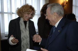 Incontro del Presidente della Repubblica con le donne insignite di onorificenze OMRI, distintesi nella cultura, nella scienza e nel sociale, in occasione della "Festa della Donna 2006"