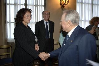 Incontro del Presidente della Repubblica con le donne insignite di onorificenze OMRI, distintesi nella cultura, nella scienza e nel sociale, in occasione della "Festa della Donna 2006"