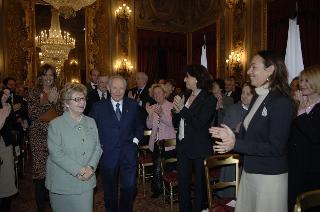 Incontro del Presidente della Repubblica con le donne insignite di onorificenze OMRI, distintesi nella cultura, nella scienza e nel sociale, in occasione della "Festa della Donna 2006"