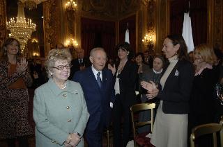 Incontro del Presidente della Repubblica con le donne insignite di onorificenze OMRI, distintesi nella cultura, nella scienza e nel sociale, in occasione della "Festa della Donna 2006"