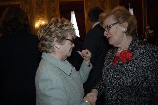 Incontro del Presidente della Repubblica con le donne insignite di onorificenze OMRI, distintesi nella cultura, nella scienza e nel sociale, in occasione della "Festa della Donna 2006"