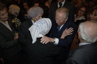 Incontro del Presidente della Repubblica con le donne insignite di onorificenze OMRI, distintesi nella cultura, nella scienza e nel sociale, in occasione della "Festa della Donna 2006"