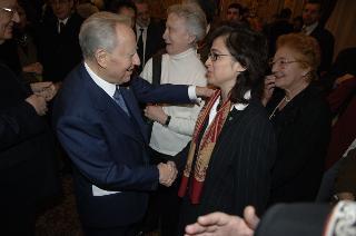 Incontro del Presidente della Repubblica con le donne insignite di onorificenze OMRI, distintesi nella cultura, nella scienza e nel sociale, in occasione della "Festa della Donna 2006"