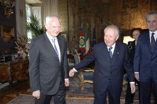 Il Presidente della Repubblica riceve Philippe Maystadt, Presidente della Banca Europea per gli Investimenti, con Gerlando Genuardi, Vice Presidente della BEI