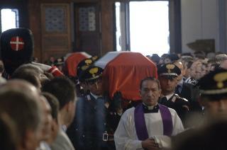 Intervento del Presidente della Repubblica ai funerali solenni del Capitano dell'Esercito Nicola Ciardelli e dei Marescialli dell'Arma dei Carabinieri Franco Lattanzio e Carlo De Trizio, Caduti a Nassiriya in Iraq