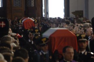 Intervento del Presidente della Repubblica ai funerali solenni del Capitano dell'Esercito Nicola Ciardelli e dei Marescialli dell'Arma dei Carabinieri Franco Lattanzio e Carlo De Trizio, Caduti a Nassiriya in Iraq
