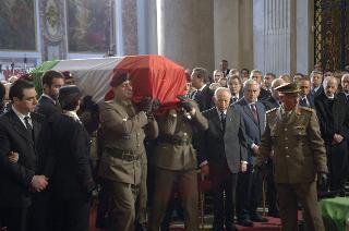 Intervento del Presidente della Repubblica ai funerali solenni del Capitano dell'Esercito Nicola Ciardelli e dei Marescialli dell'Arma dei Carabinieri Franco Lattanzio e Carlo De Trizio, Caduti a Nassiriya in Iraq