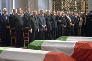 Intervento del Presidente della Repubblica ai funerali solenni del Capitano dell'Esercito Nicola Ciardelli e dei Marescialli dell'Arma dei Carabinieri Franco Lattanzio e Carlo De Trizio, Caduti a Nassiriya in Iraq