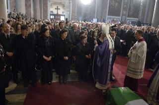Intervento del Presidente della Repubblica ai funerali solenni del Capitano dell'Esercito Nicola Ciardelli e dei Marescialli dell'Arma dei Carabinieri Franco Lattanzio e Carlo De Trizio, Caduti a Nassiriya in Iraq