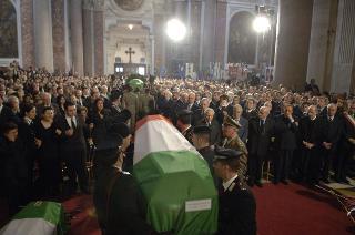 Intervento del Presidente della Repubblica ai funerali solenni del Capitano dell'Esercito Nicola Ciardelli e dei Marescialli dell'Arma dei Carabinieri Franco Lattanzio e Carlo De Trizio, Caduti a Nassiriya in Iraq