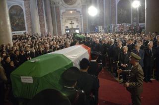 Intervento del Presidente della Repubblica ai funerali solenni del Capitano dell'Esercito Nicola Ciardelli e dei Marescialli dell'Arma dei Carabinieri Franco Lattanzio e Carlo De Trizio, Caduti a Nassiriya in Iraq