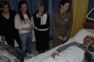 Il Presidente della Repubblica visita i militari sopravvissuti all'attentato a Kabul in Afghanistan, ricoverati nel Policlinico Militare di Roma