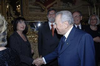 Il Presidente della Repubblica, al termine del settennato, cena con il Segretario generale ed i più stretti collaboratori
