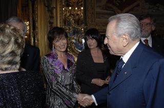 Il Presidente della Repubblica, al termine del settennato, cena con il Segretario generale ed i più stretti collaboratori