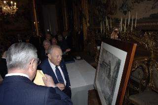 Il Presidente della Repubblica, al termine del settennato, cena con il Segretario generale ed i più stretti collaboratori