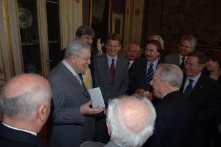 Saluto del Presidente della Repubblica ai giornalisti accreditati presso il Quirinale