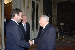 Saluto del Presidente della Repubblica ai giornalisti accreditati presso il Quirinale
