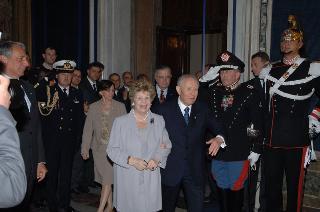 Carlo Azeglio Ciampi saluta il personale civile e militare del Segretariato Generale della Presidenza della Repubblica