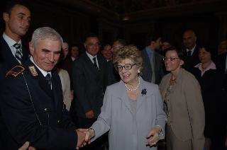 Carlo Azeglio Ciampi saluta il personale civile e militare del Segretariato Generale della Presidenza della Repubblica