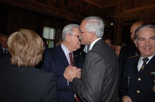Carlo Azeglio Ciampi saluta il personale civile e militare del Segretariato Generale della Presidenza della Repubblica