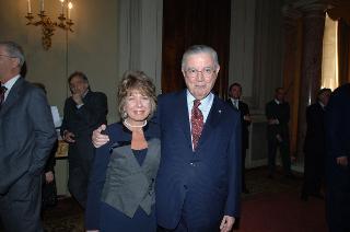 Carlo Azeglio Ciampi saluta il personale civile e militare del Segretariato Generale della Presidenza della Repubblica