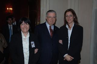 Carlo Azeglio Ciampi saluta il personale civile e militare del Segretariato Generale della Presidenza della Repubblica