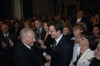 Carlo Azeglio Ciampi saluta il personale civile e militare del Segretariato Generale della Presidenza della Repubblica