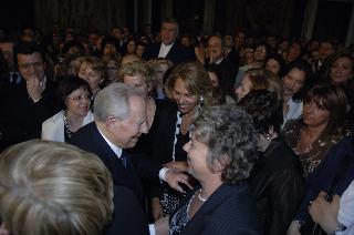 Carlo Azeglio Ciampi saluta il personale civile e militare del Segretariato Generale della Presidenza della Repubblica
