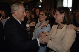 Carlo Azeglio Ciampi saluta il personale civile e militare del Segretariato Generale della Presidenza della Repubblica