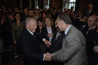 Carlo Azeglio Ciampi saluta il personale civile e militare del Segretariato Generale della Presidenza della Repubblica