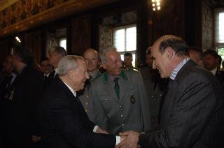 Carlo Azeglio Ciampi saluta il personale civile e militare del Segretariato Generale della Presidenza della Repubblica