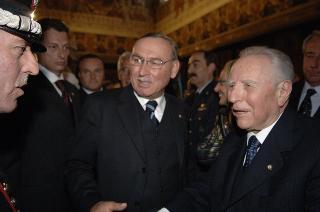 Carlo Azeglio Ciampi saluta il personale civile e militare del Segretariato Generale della Presidenza della Repubblica