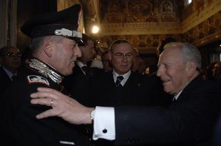 Carlo Azeglio Ciampi saluta il personale civile e militare del Segretariato Generale della Presidenza della Repubblica