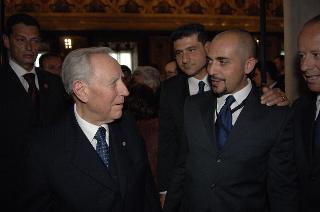 Carlo Azeglio Ciampi saluta il personale civile e militare del Segretariato Generale della Presidenza della Repubblica