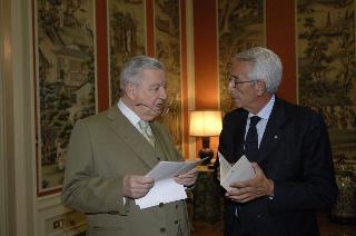 Il Presidente della Repubblica prende congedo dai vertici delle Forze Armate