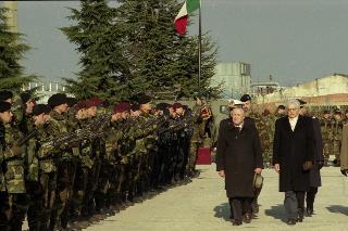 Il Presidente della Repubblica Ciampi durante la visita ufficiale in Kosovo
